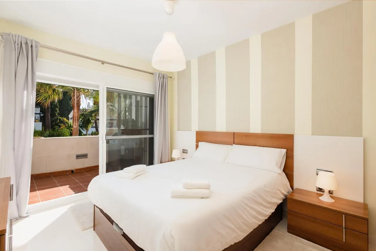 Vacation Home In The Best Location, With Terrace, Pool And Bbq, In Marbella Center