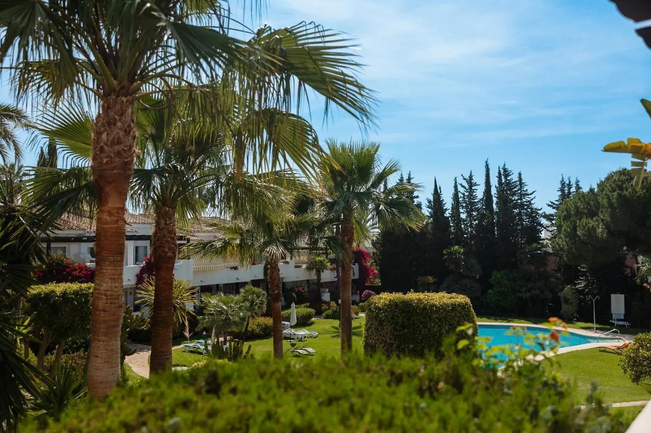 Apartment Vacation Home In The Best Location, With Terrace, Pool And Bbq, In Marbella Center Spain