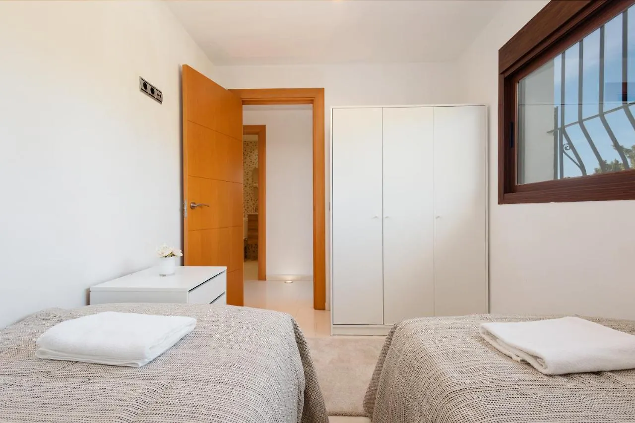 Vacation Home In The Best Location, With Terrace, Pool And Bbq, In Marbella Center Apartment